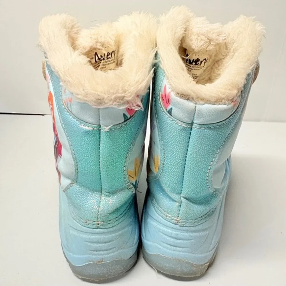Frozen disney snow